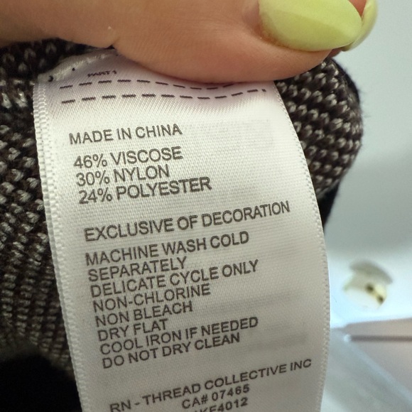 NWT Laundry Daisy Cardigan Sweater - Picture 6 of 6